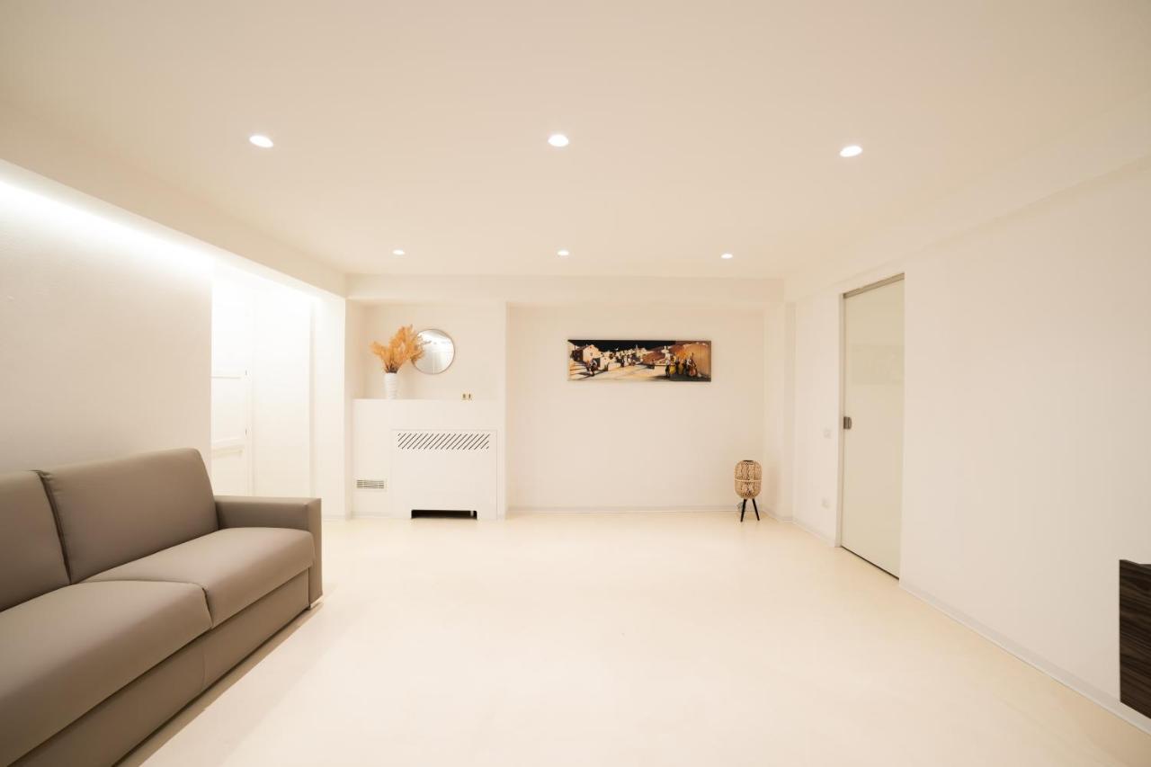 I Lamioni - Suite & Accommodation มาเตรา ภายนอก รูปภาพ