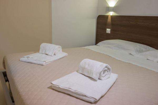 I Lamioni - Suite & Accommodation มาเตรา ภายนอก รูปภาพ